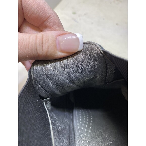 Santana Canada Black Leather Women's Slip-on Low Boots - 6M - Picture 13 of 13